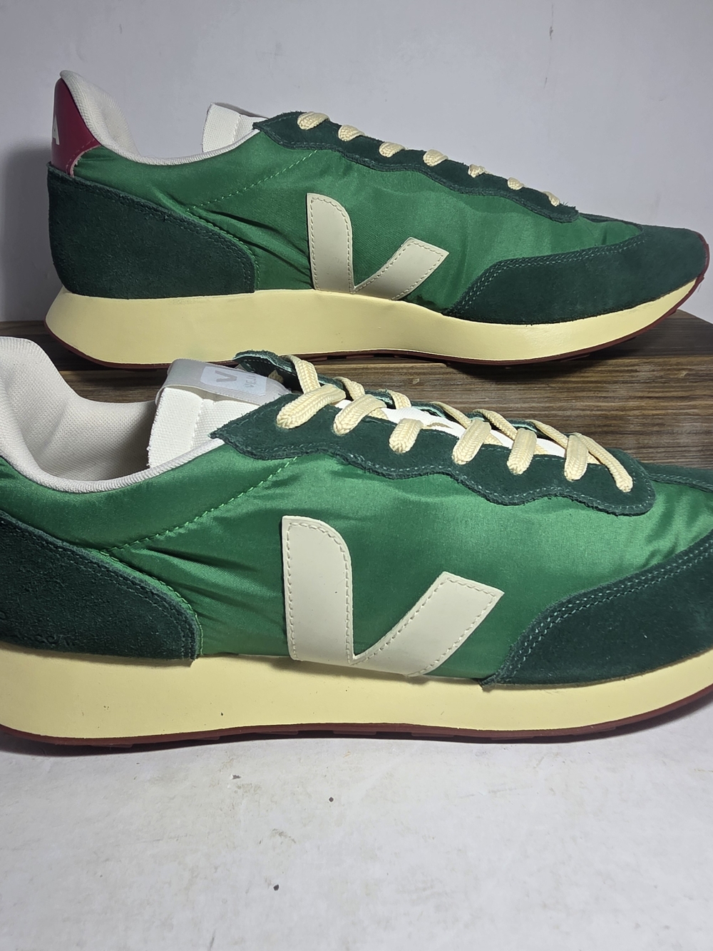 VEJA Rio Branco Low Top Sneakers Emerald Green Suede Mens Size 13 US / EUR 48